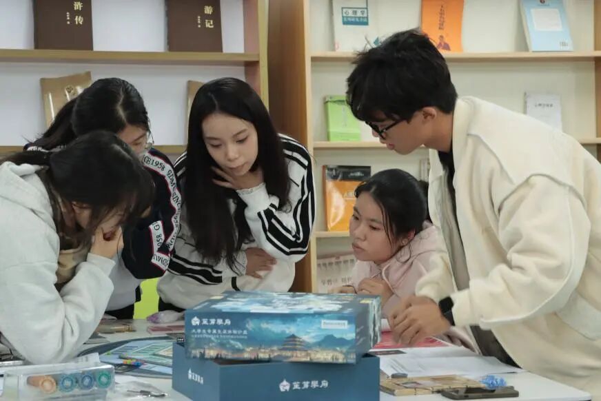 英国上市公司365